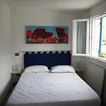 Casetta Azzurra بومونته